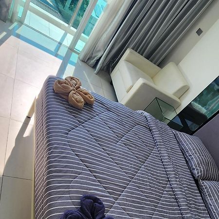City Center Residentes Ccr Pattaya Y Zewnętrze zdjęcie