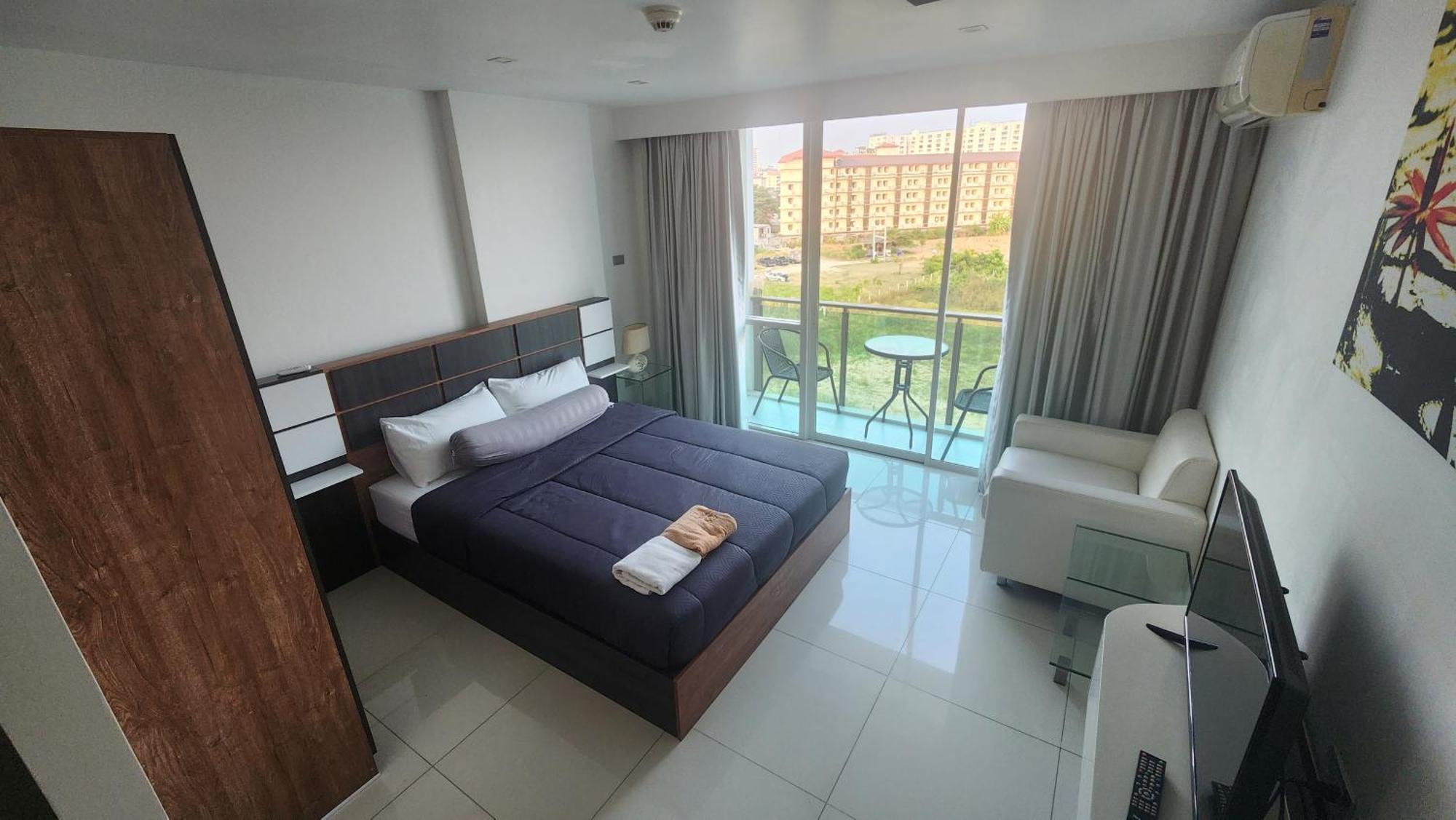 City Center Residentes Ccr Pattaya Y Zewnętrze zdjęcie