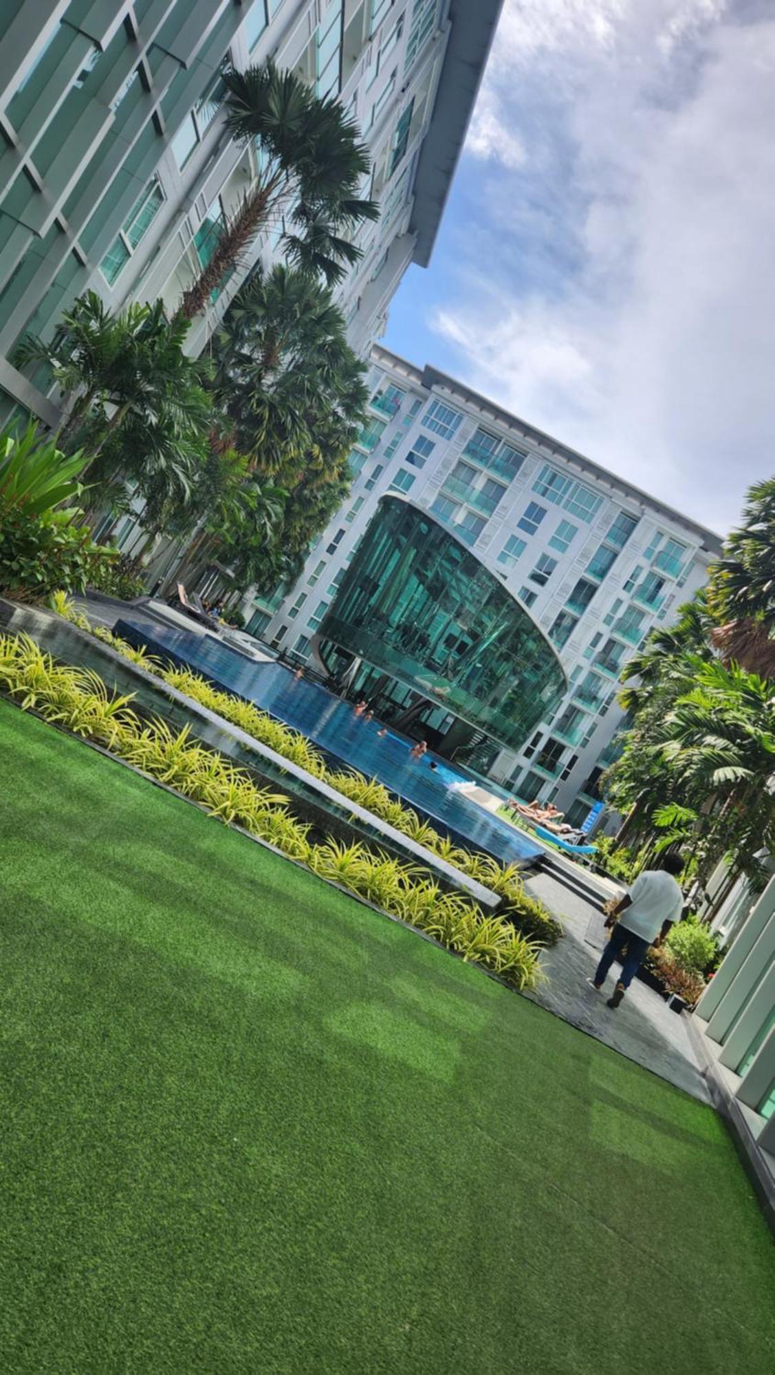 City Center Residentes Ccr Pattaya Y Zewnętrze zdjęcie