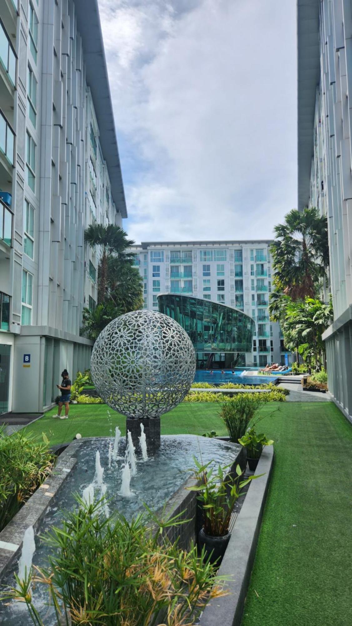 City Center Residentes Ccr Pattaya Y Zewnętrze zdjęcie