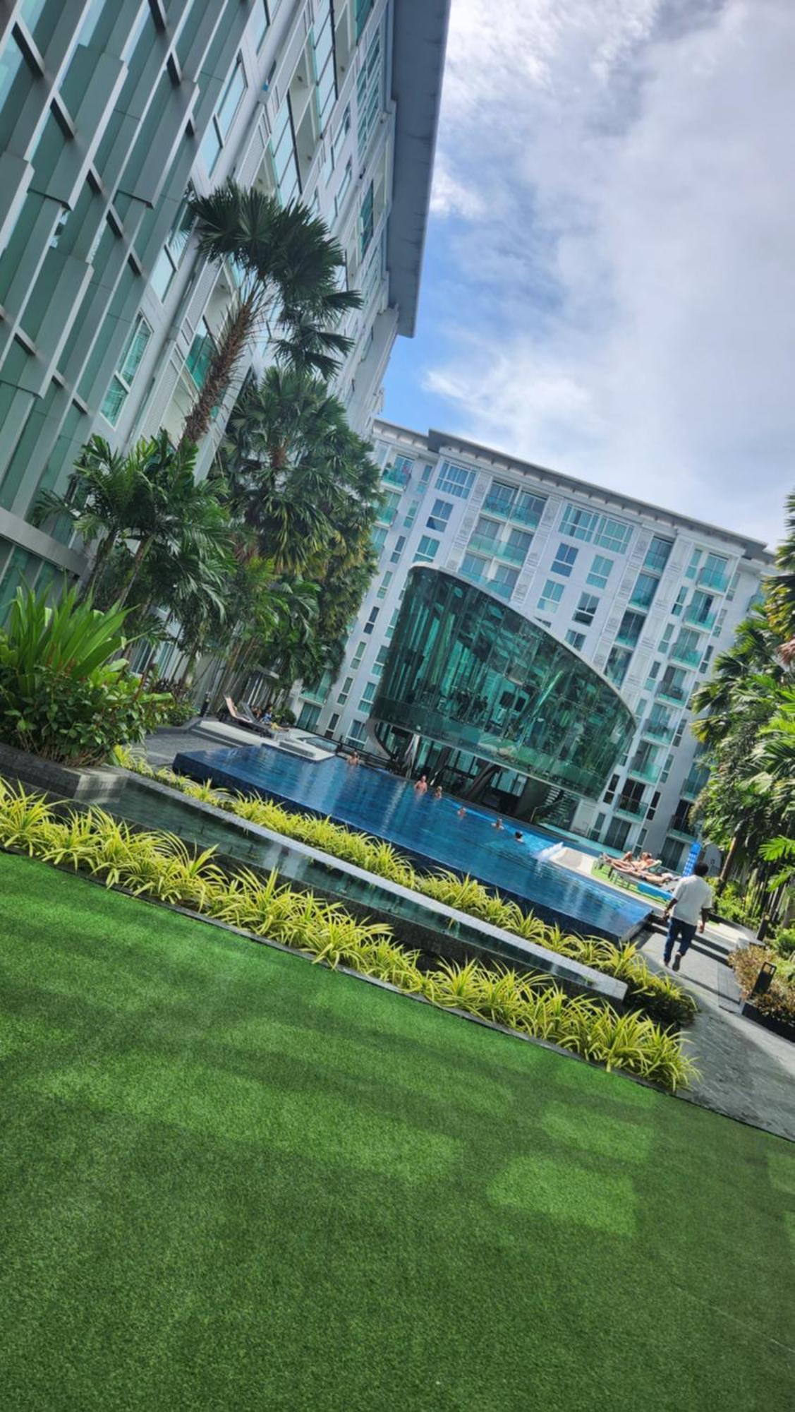City Center Residentes Ccr Pattaya Y Zewnętrze zdjęcie